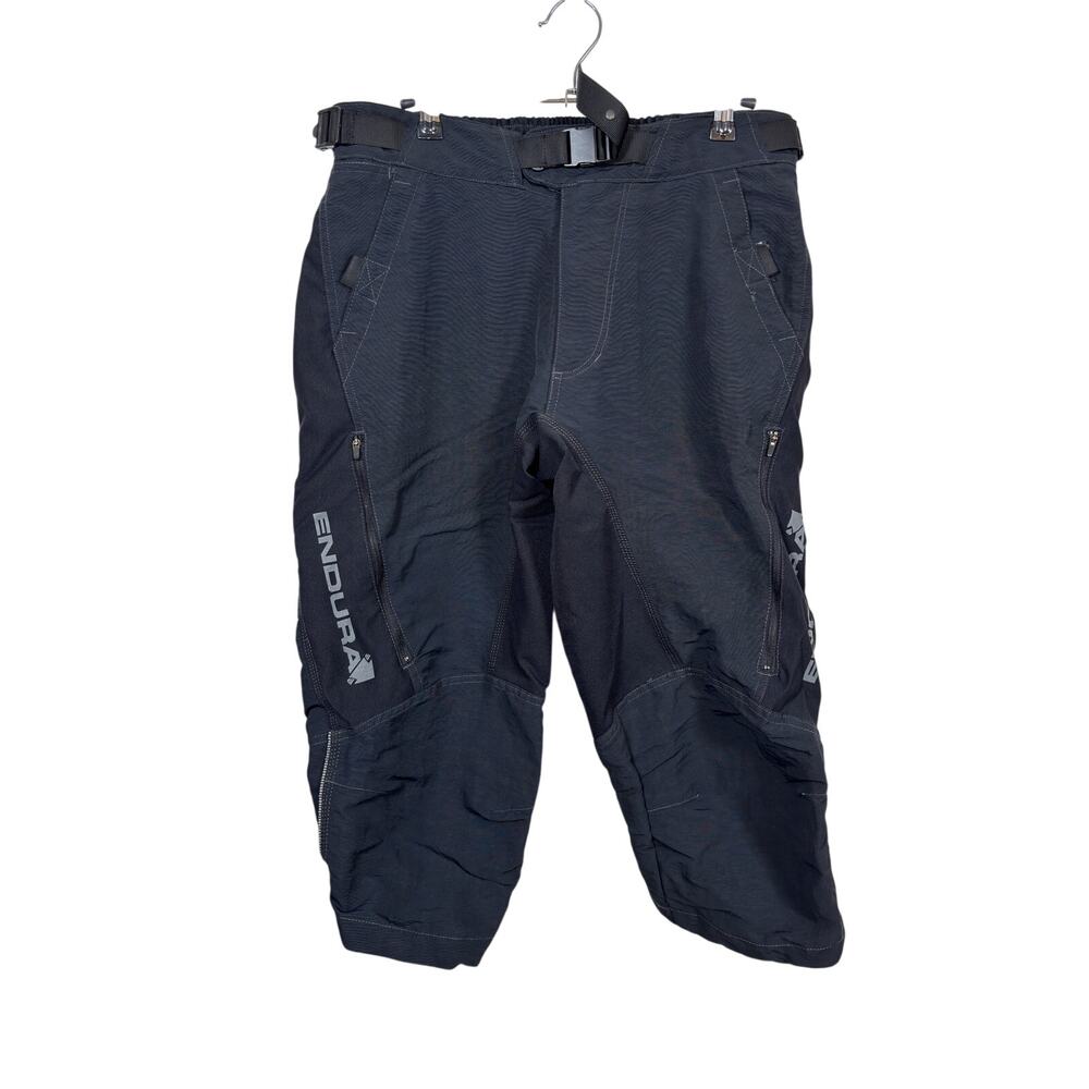 Endura Hummvee 3/4 Shorts Pants Mens Medium Black Integrated Belt Cycling MTB
